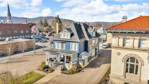 Olean Bed & Breakfast | Old Library Inn - Historic Olean NY