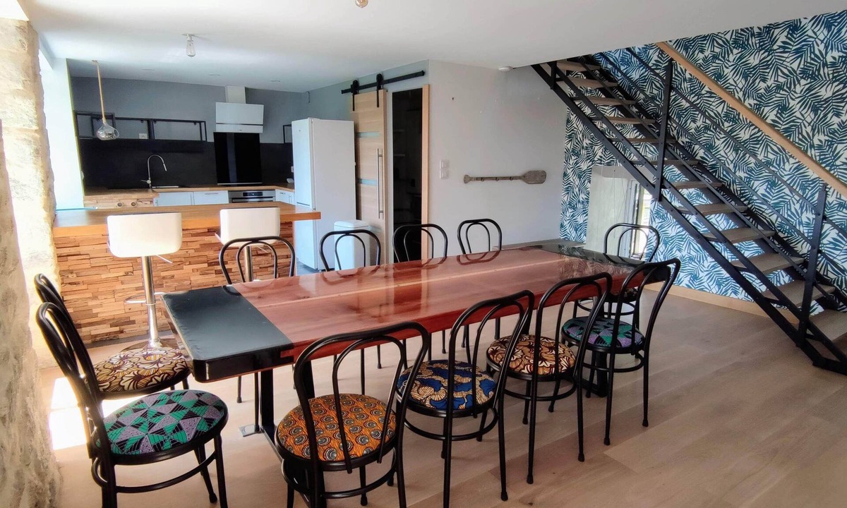 Ploneour-Lanvern House | Old mill with spa in an exceptional setting