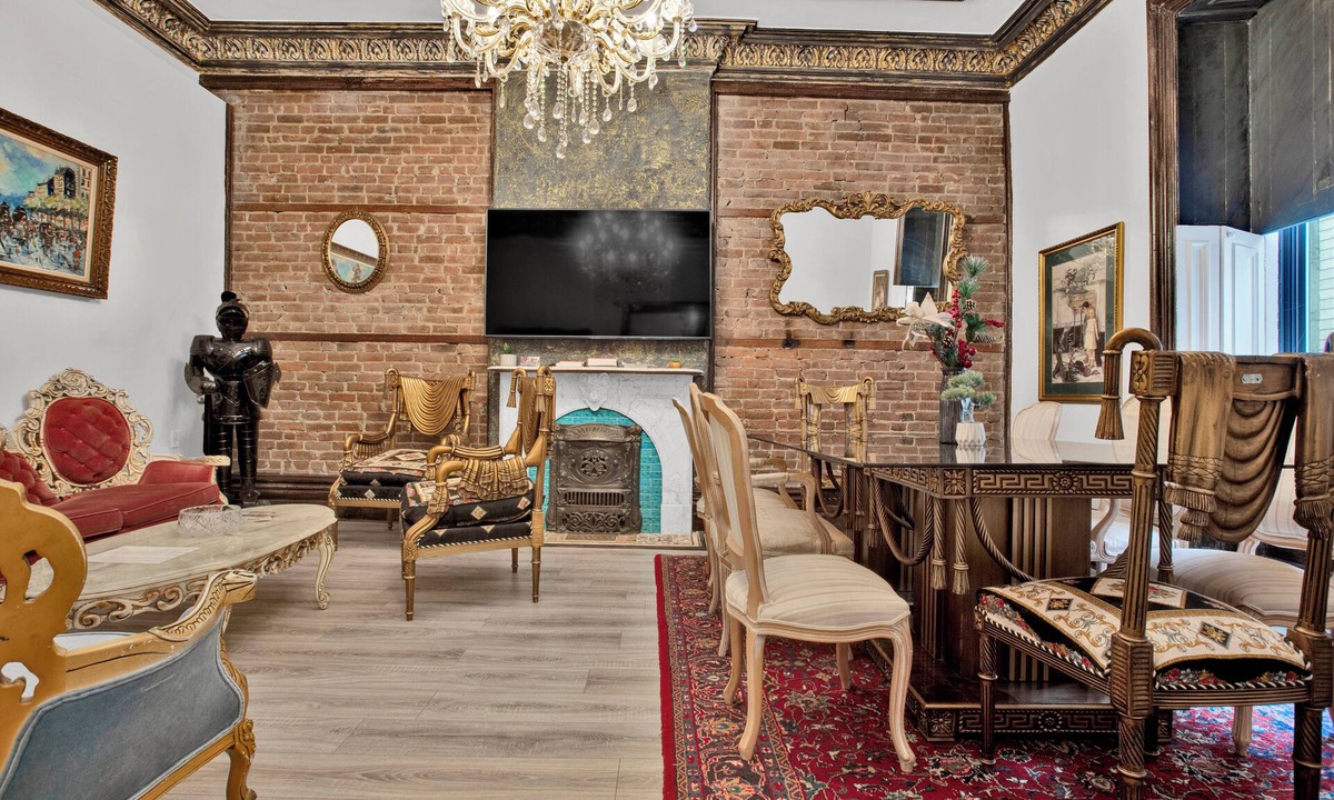 Ville-Marie House | Old Montréal Upscale Mansion 8 Full Insuite Bdr
