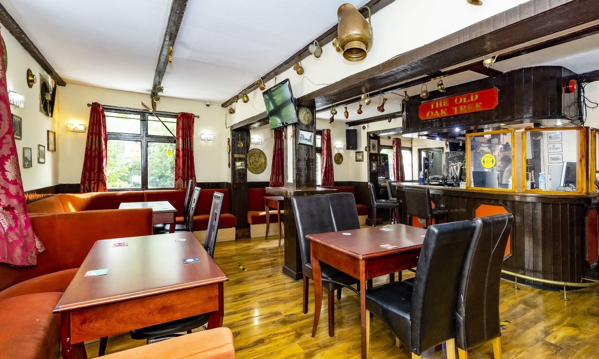 Southall Green Hotel | Old Oak Tree Inn