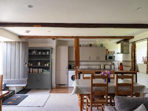 Sherborne House | Old Orchard Cottage