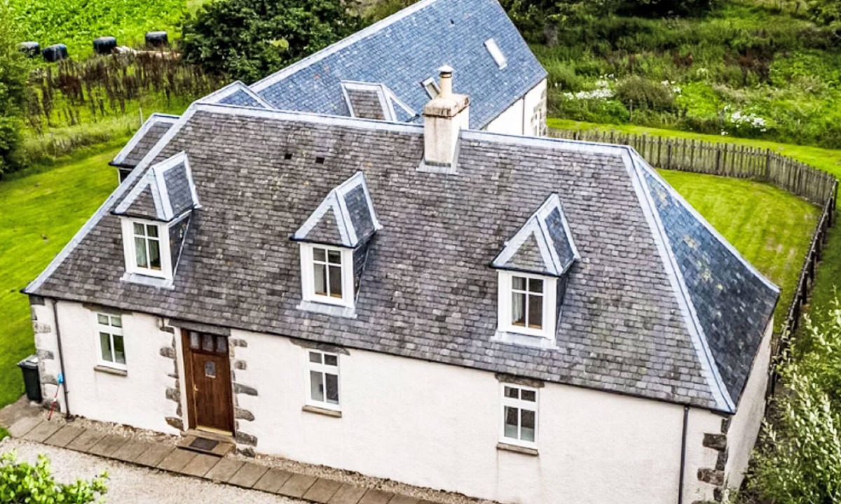 Glen Urquhart House | Old Stables by Interhome