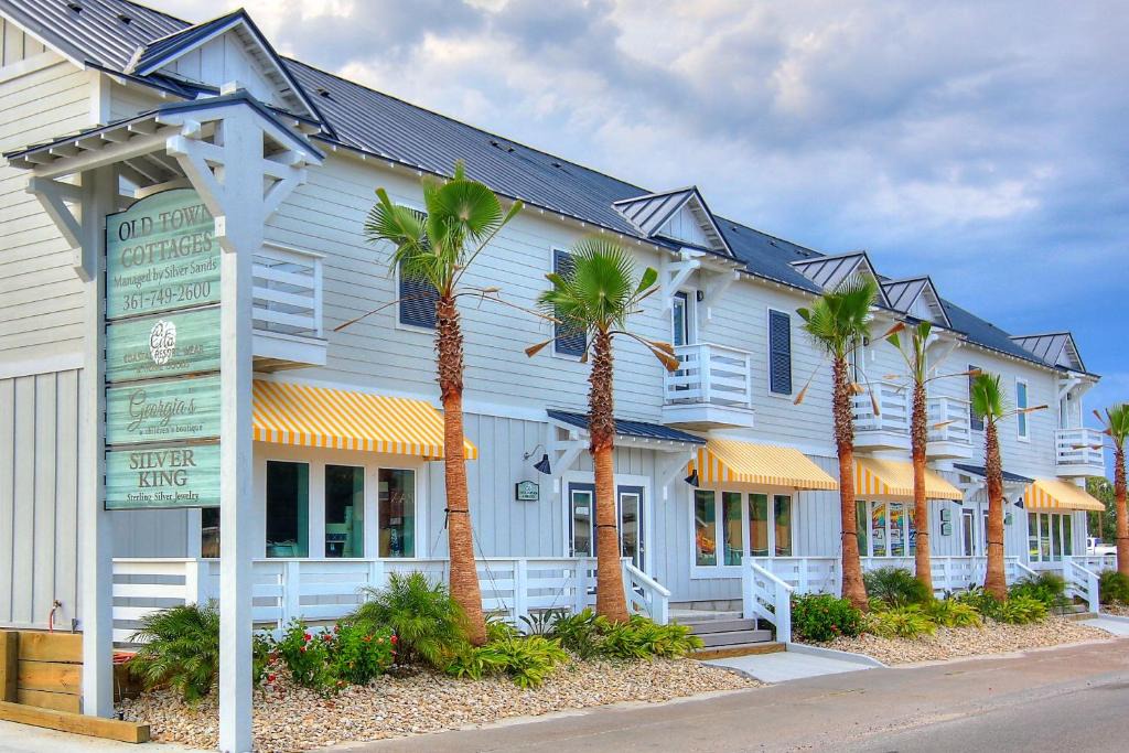 Port Aransas House | Old Town Cottage Unit 09 cottage