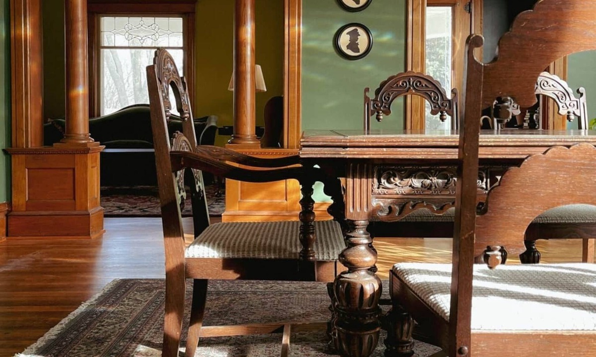 Sioux Center House | Old Town Inn