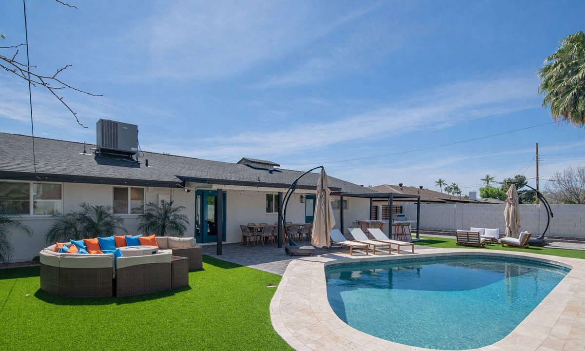 Scottsdale Country Acres House | Old Town Oasis | Heated Pool | MiniGolf