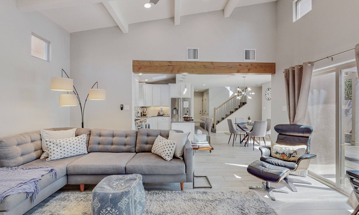 West Old Town House | *Old Town Odyssey! In the heart of history!
