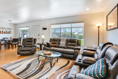 South Scottsdale House | Old Town Scottsdale Retreat w/Pool Access!