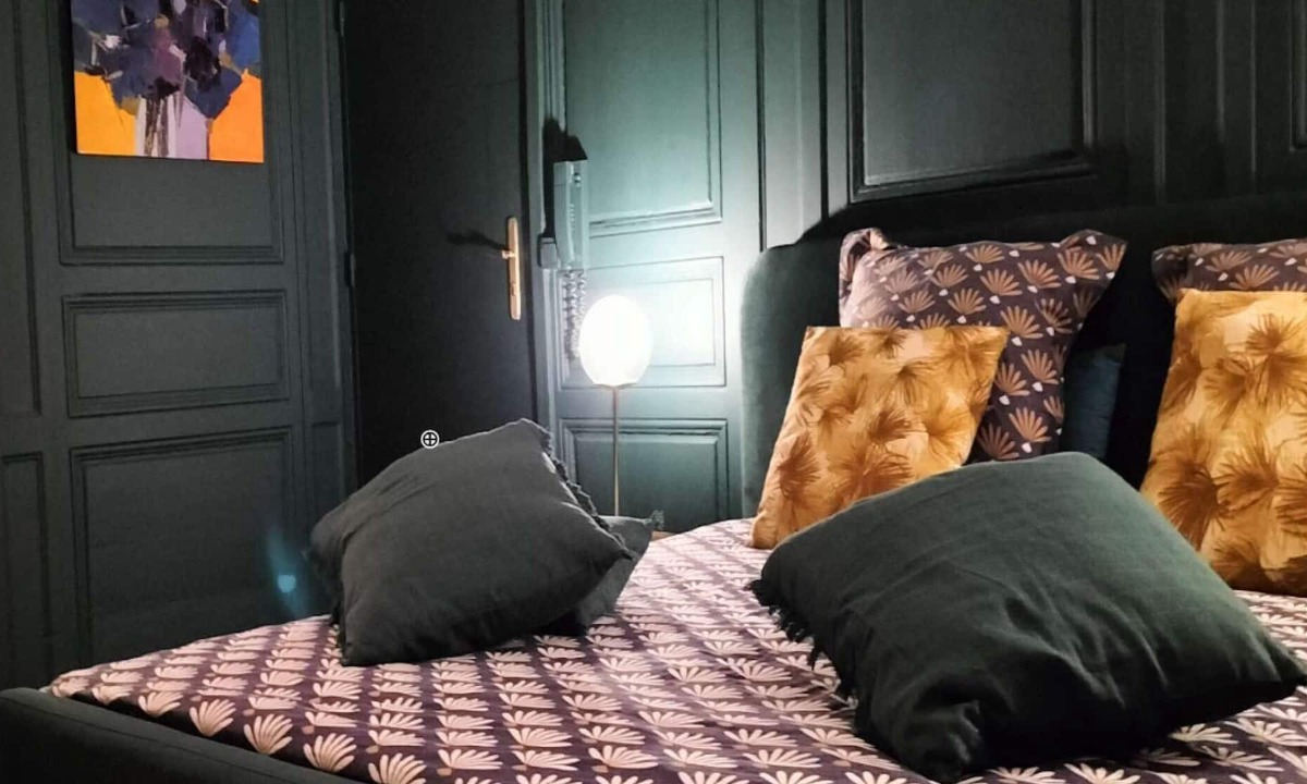 Nancy City Centre Apartment | Old Town Stanislas with Parking