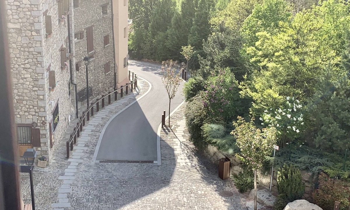 Encamp Apartment | Old Village - Spacious 2 BR close to all services, quiet with breathtaking views