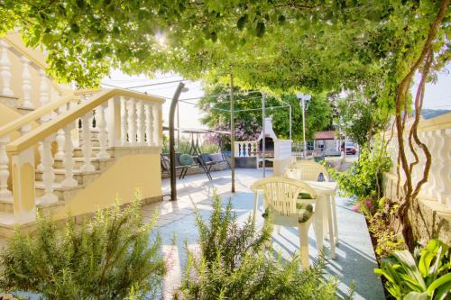 Lukoran House | Olea House