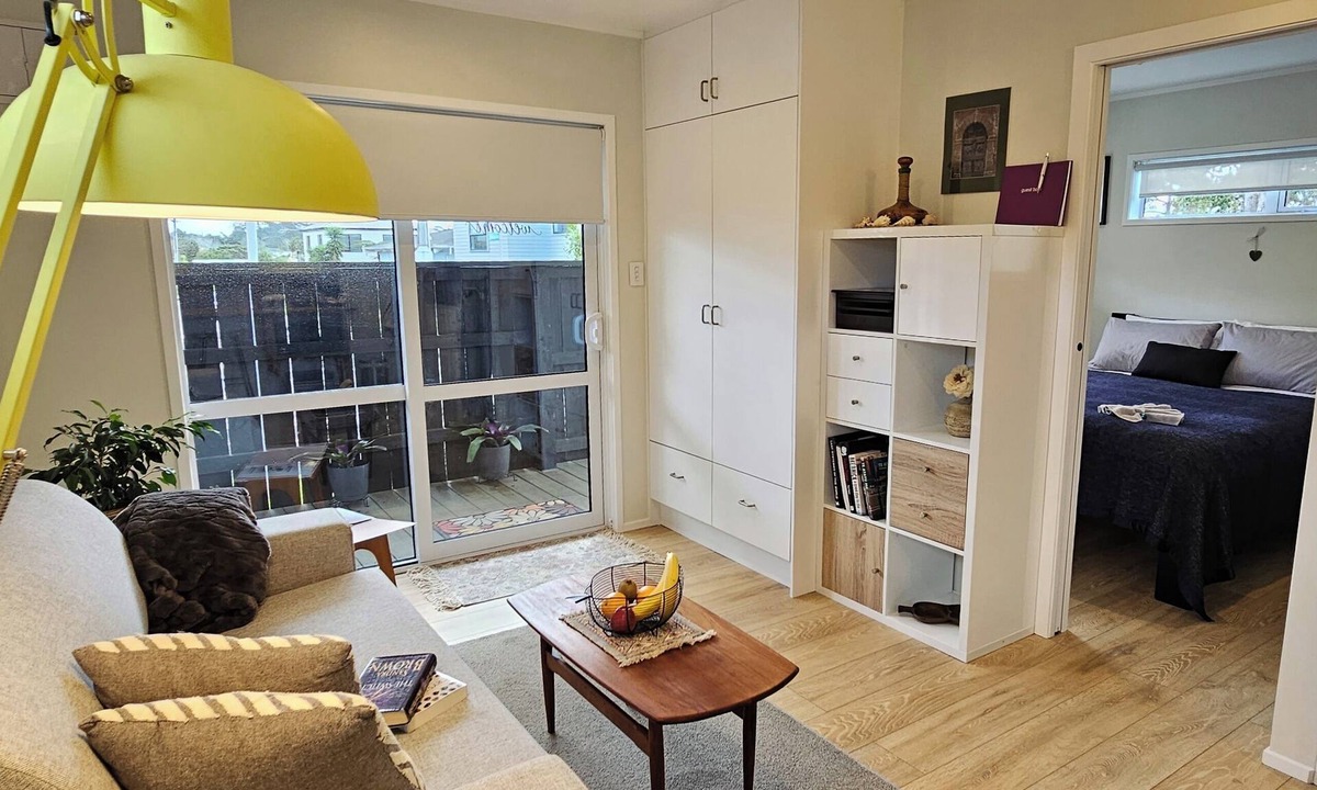 Te Atatu Peninsula Cottage | *Olive Tree House* nPrivate and immaculate