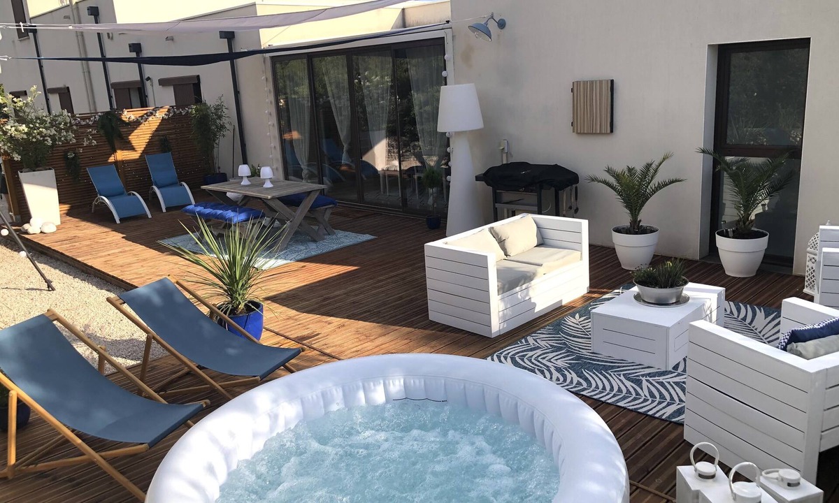 Sommieres House | OLIVE TREES OF MAS BLUE BETWEEN NIMES AND MONTPELLIER