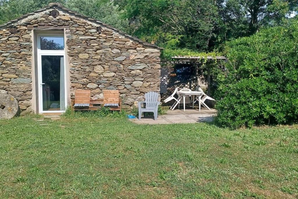 Sisco House | Olivetu