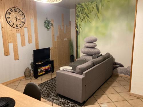 Bogny-sur-Meuse House | Olivine , Chaleureuse & cocooning