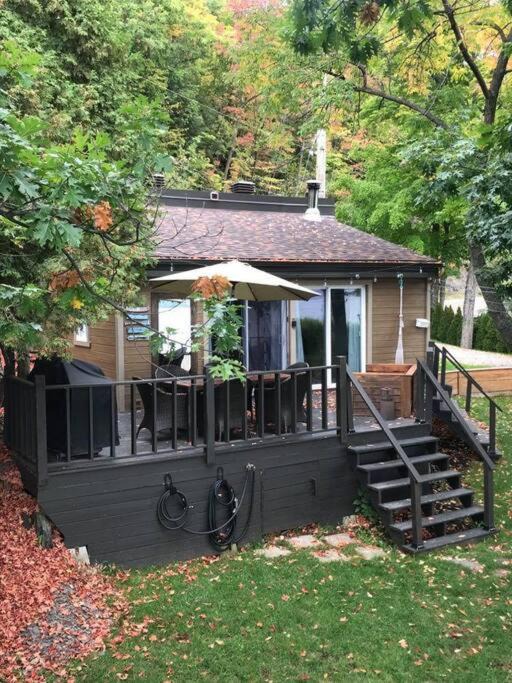 Saint-Laurent-de-l'ile d'Orleans Ski Chalet | Om chalet 2 avec spa et foyer bordé du fleuve