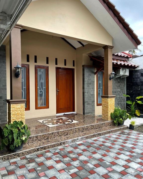 Kasihan Villa | Omah Pikatan Homestay