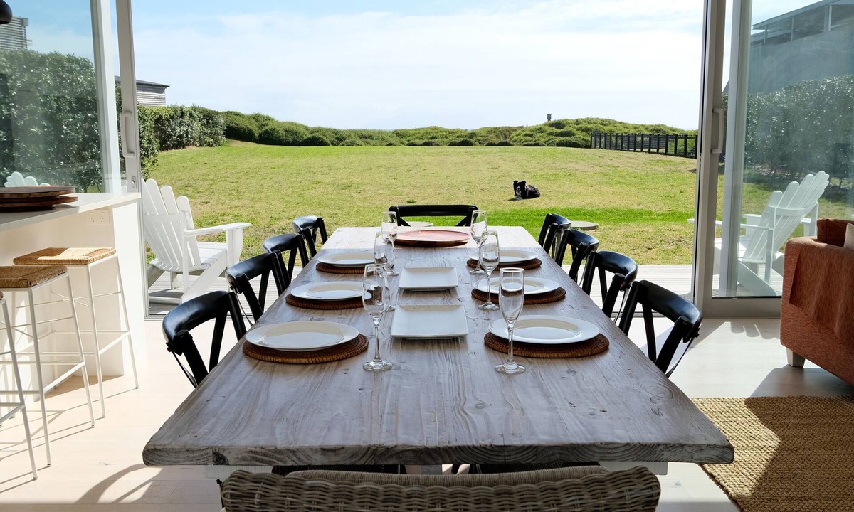 Omaha Villa | Omaha Beachfront Property