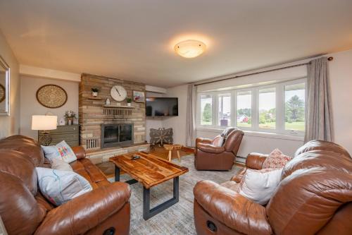 Friendsville House | On Deep Creek Time