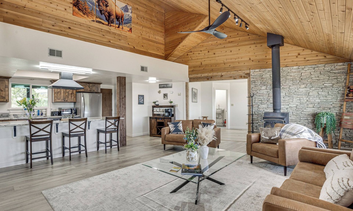 Cedaredge House | On-Site Creek + Views: Grand Mesa Getaway!