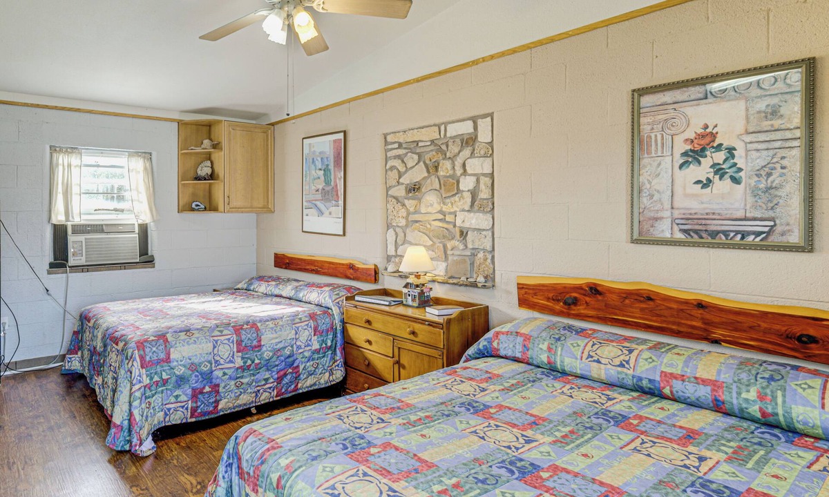 Whitney Apartment | On-Site Hiking Trails: Cozy Lake Whitney Studio!