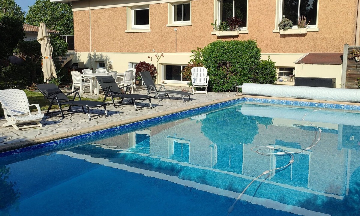 Gujan-Mestras House | On the Bassin d'Arcachon, house with swimming pool. 20 minutes from the Dune du.
