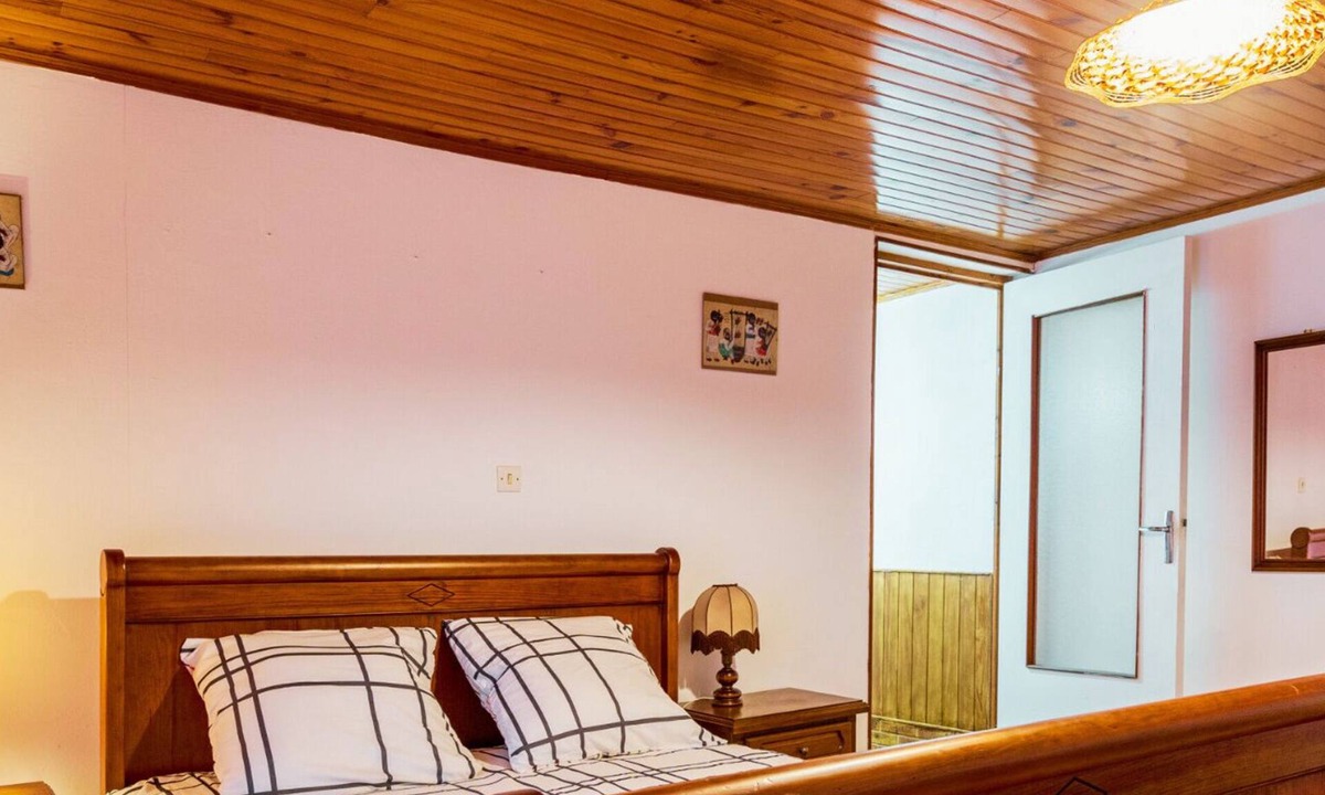 Sille-le-Guillaume House | On The Rocks - Alpes Mancelles