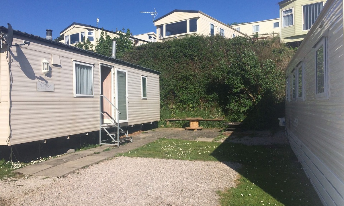 Challaborough House | ON THE SEASIDE, tranquil