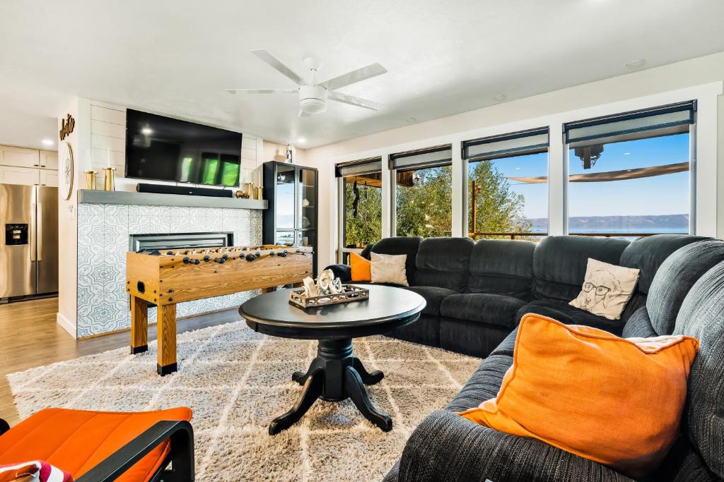 Fish Haven House | On the Waterfront