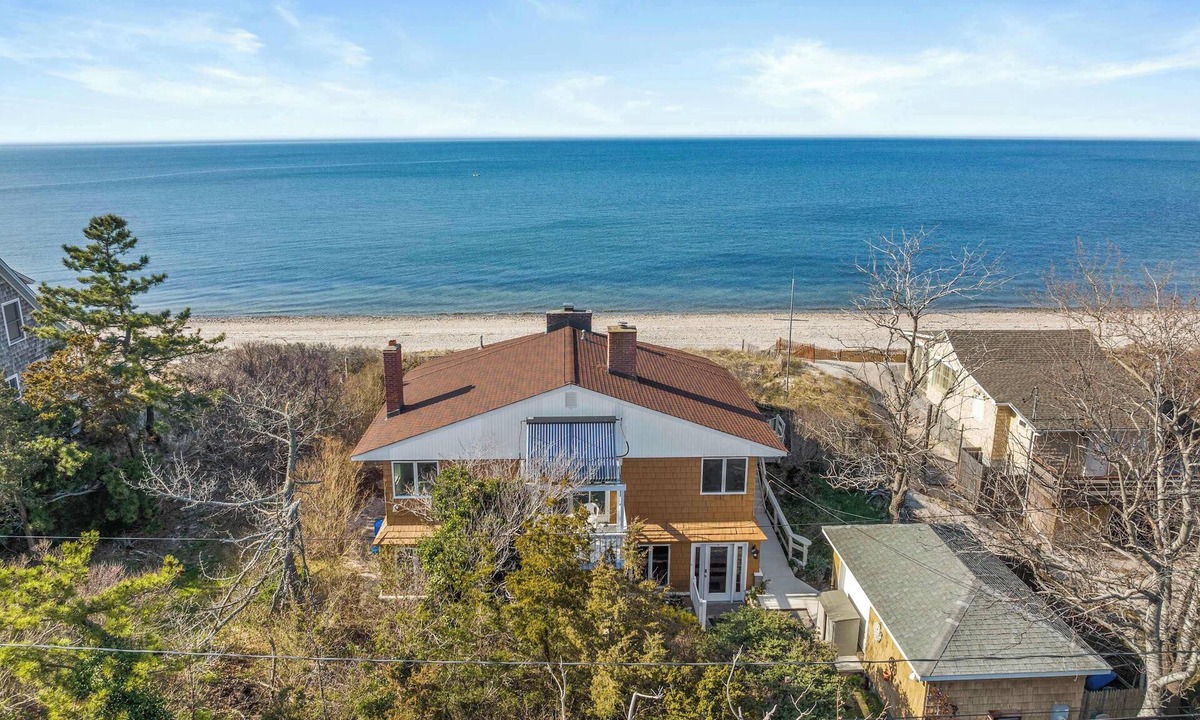 Wading River House | Once Upon a Tide: True Beach House