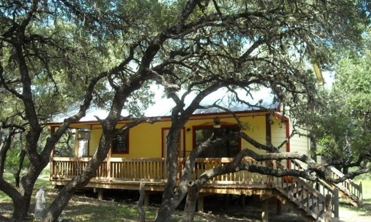 Rio Frio House | One and a half miles from the Frio River! The stars at night are big and bright!