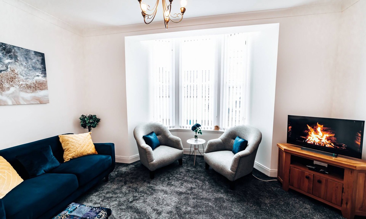 Perth Apartment | One Bed Apartment with Balcony