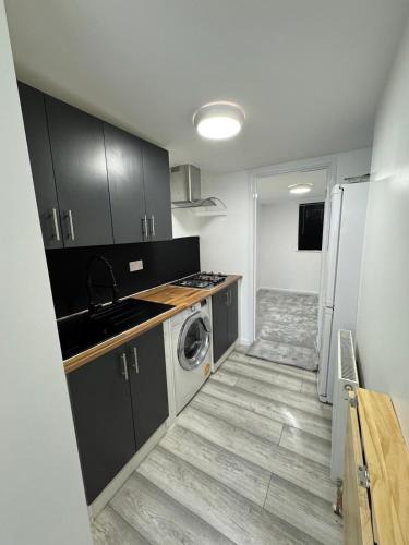 Bray on Thames Apartment | One Bed Studio Flat