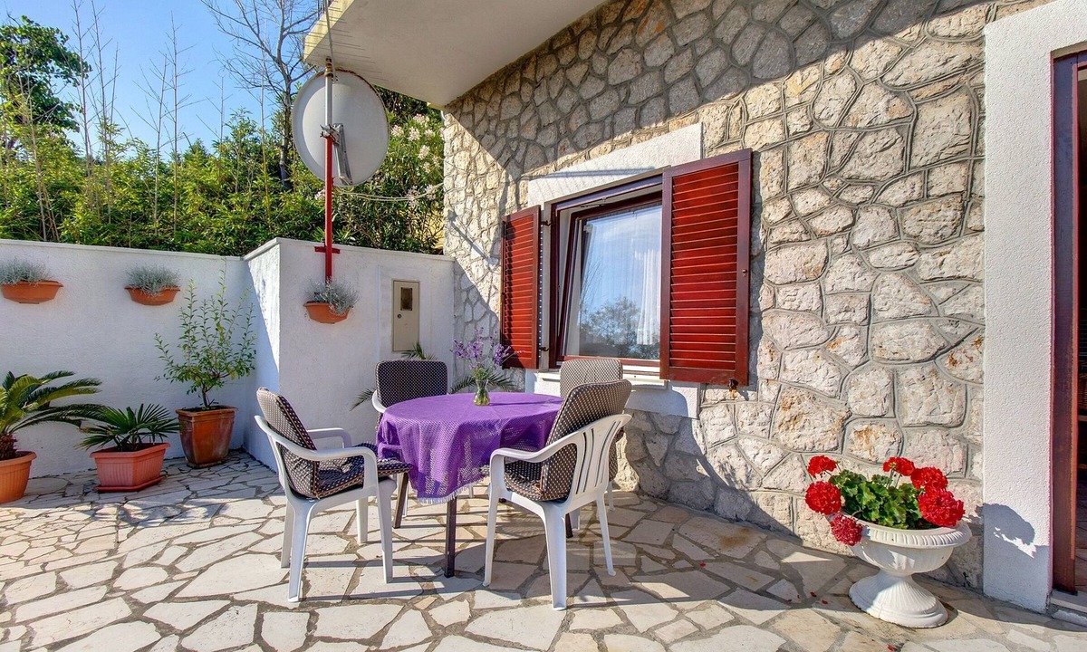 Cove Murtar Apartment | One bedroom apartment with terrace Mali Lošinj, Lošinj (A-7974-a)