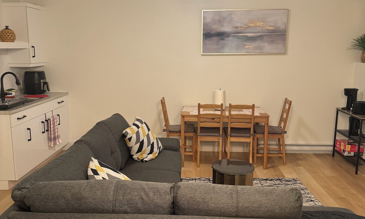 Riverview House | One bedroom apartment in Riverview