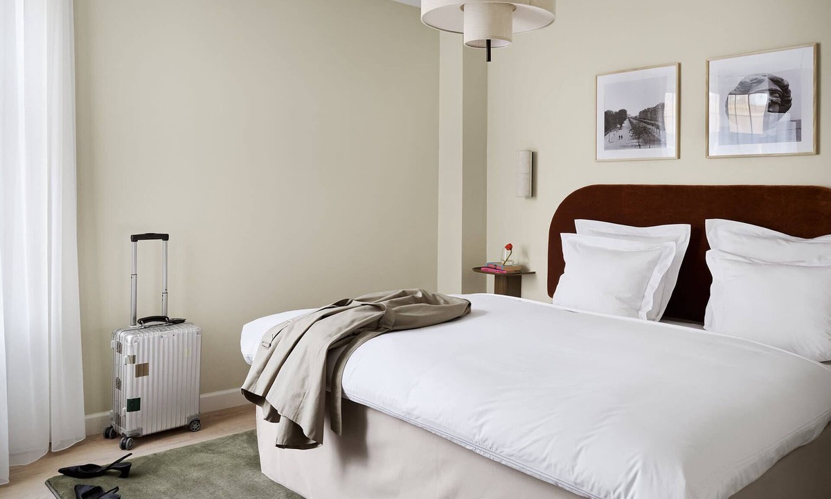 Copenhagen City Centre Apartment | One-Bedroom Apartment for 6 with Open Plan