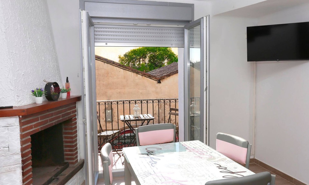 Estadilla Apartment | One-Bedroom Apartment