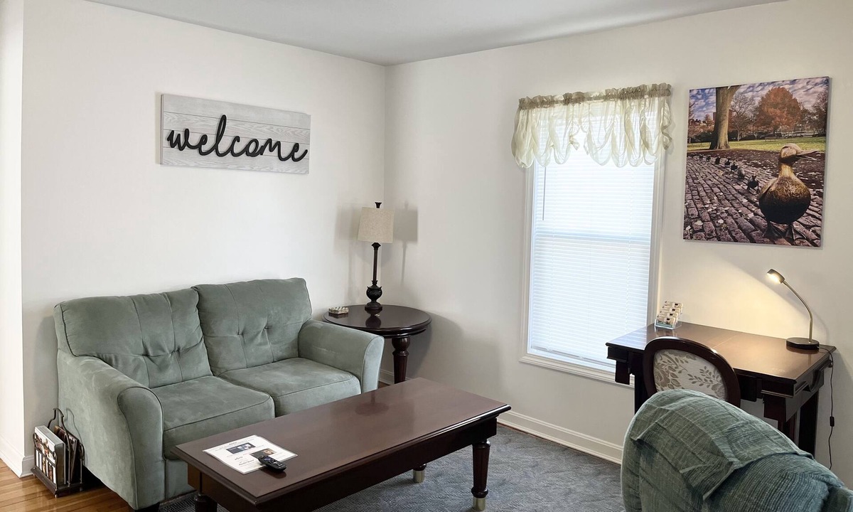 Shrewsbury Apartment | One Bedroom Apartment with Separate Bunk Bed Area