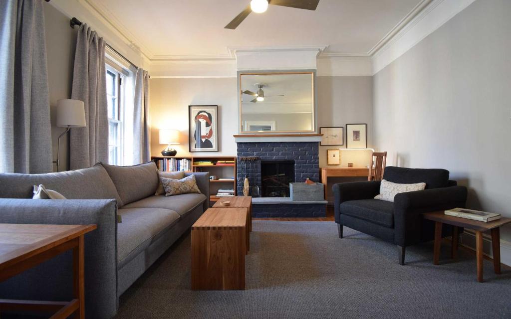 Brooklyn Heights Apartment | One Bedroom Apartment - Brooklyn Heights