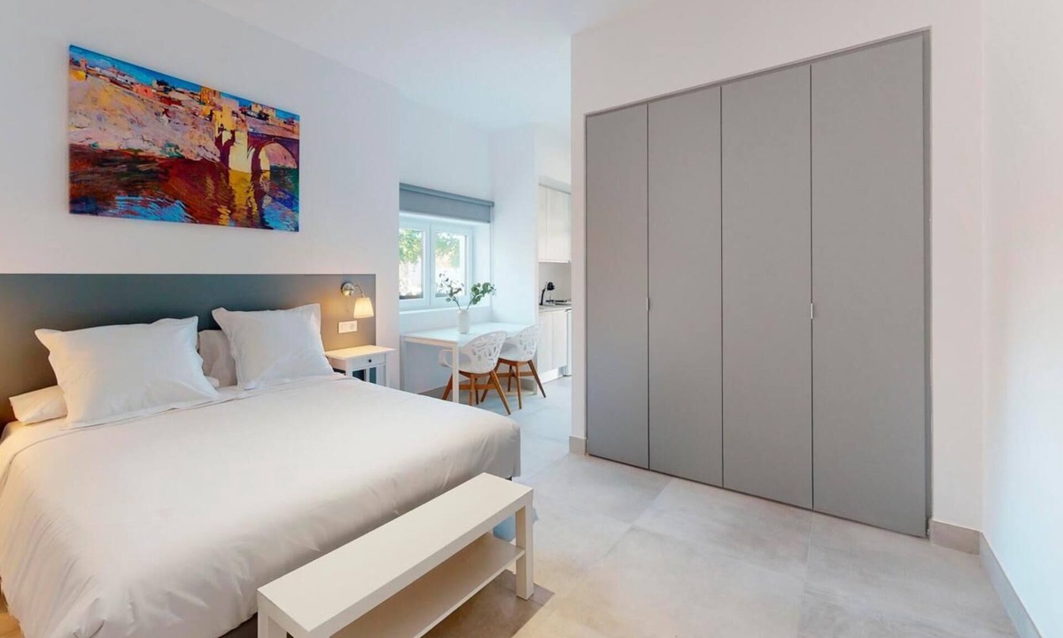 Province of Toledo Apartment | One Bedroom Apartment