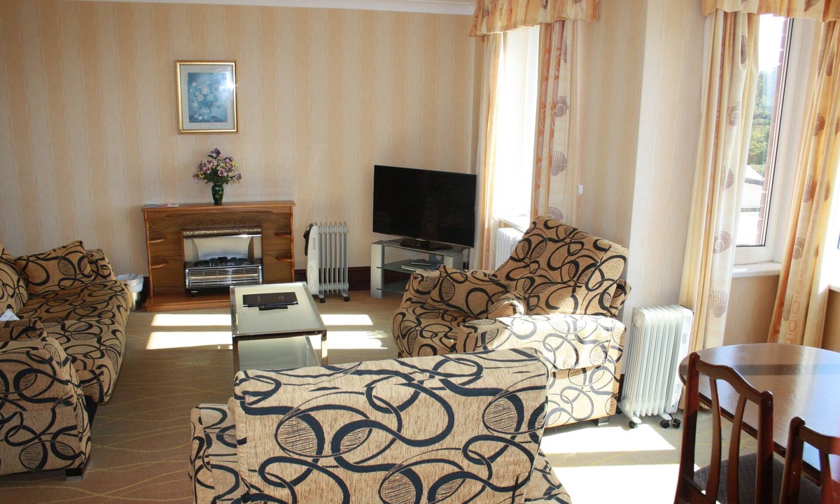 Exmouth Apartment | One Bedroom Apartment Close Near Beachfront