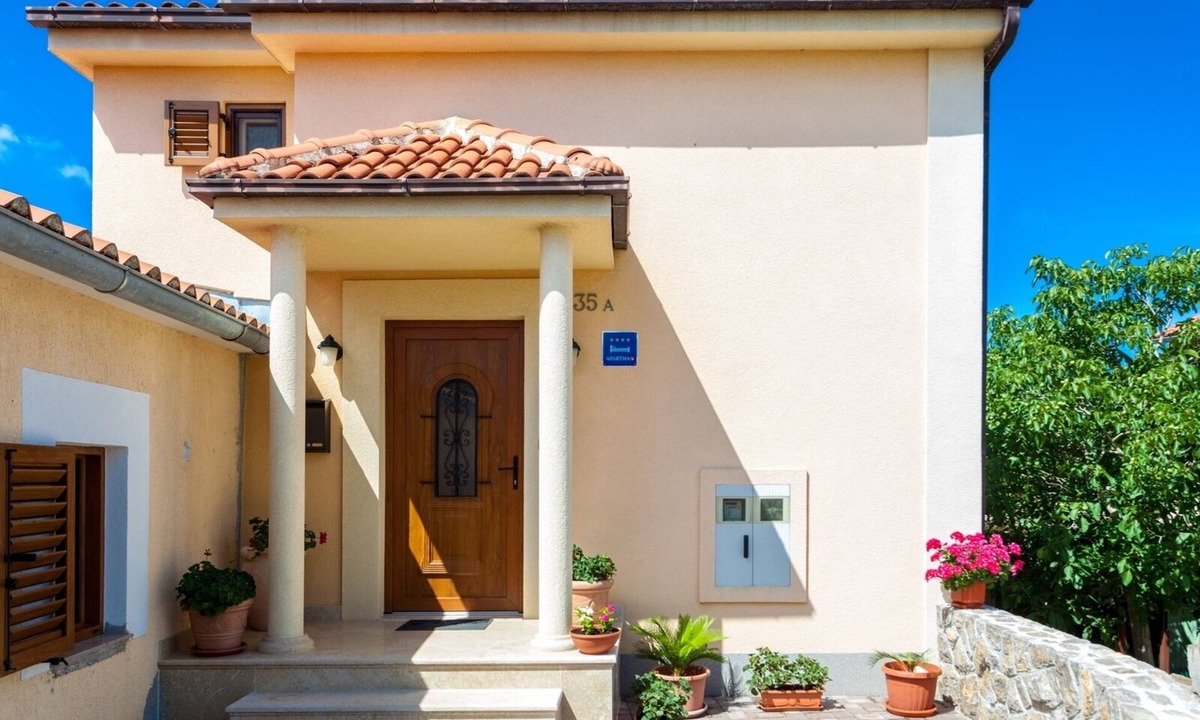 Porat Apartment | One bedroom apartment with air-conditioning Porat, Krk (A-19272-b)