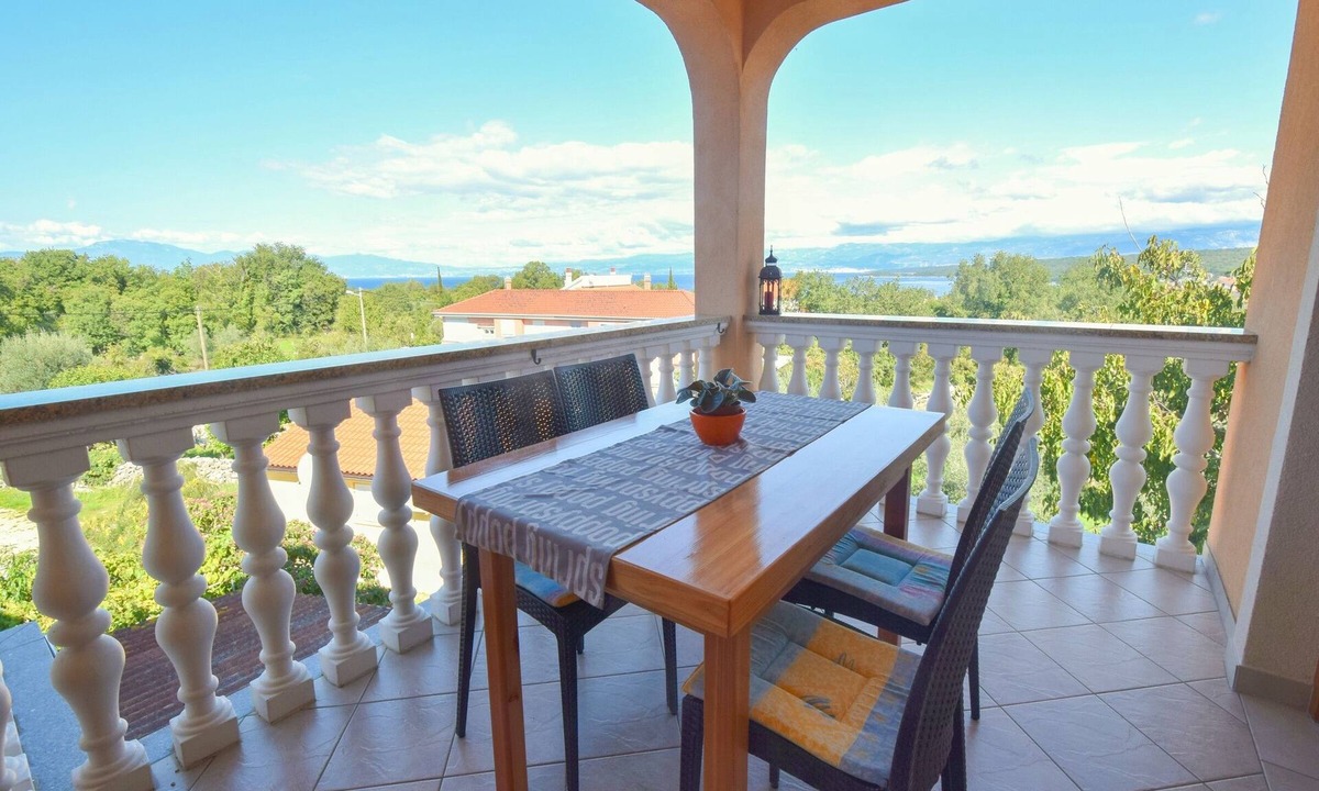 Malinska-Dubasnica Apartment | One bedroom apartment with terrace and sea view Turčić, Krk (A-19361-b)