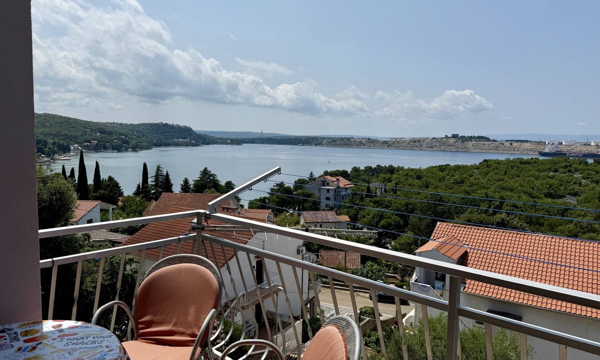 Omisalj Apartment | One bedroom apartment with terrace and sea view Omišalj, Krk (A-20472-a)
