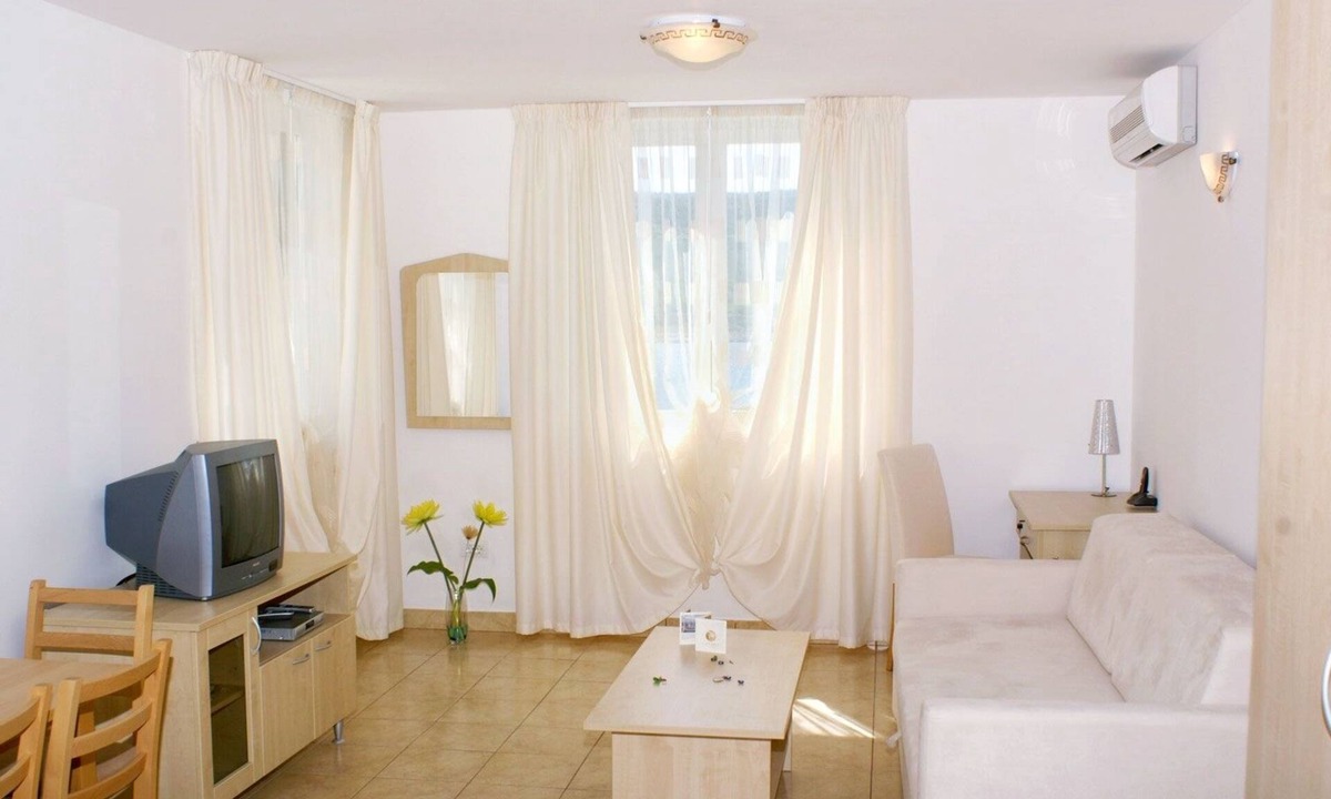 Vinjerac Apartment | One bedroom apartment with air-conditioning Vinjerac, Zadar (A-3093-g)
