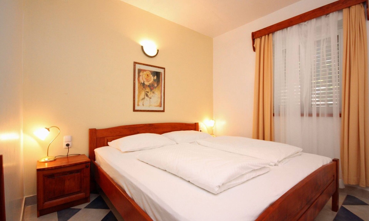 Rogoznica Apartment | One bedroom apartment with terrace Rogoznica (A-3197-a)