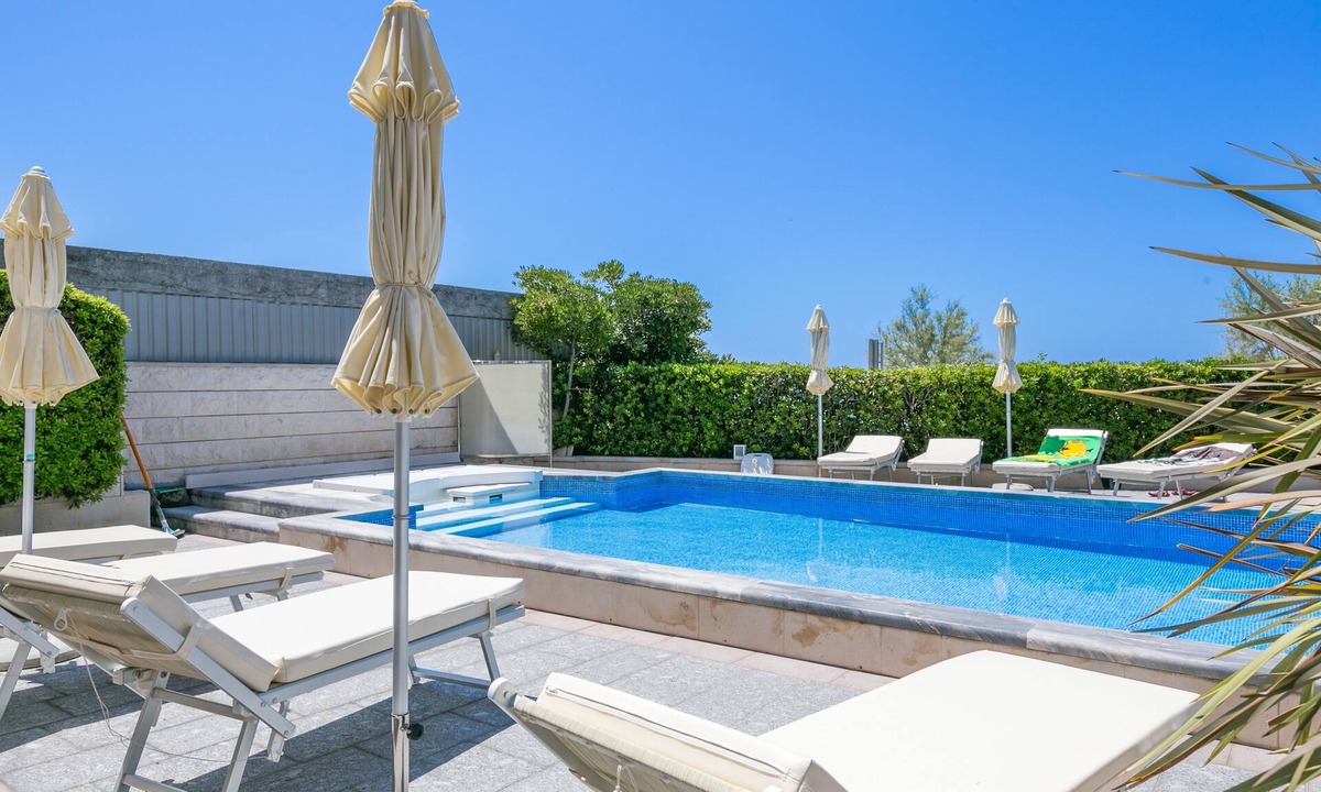Rogoznica Apartment | One bedroom apartment near beach Rogoznica (A-7557-b)