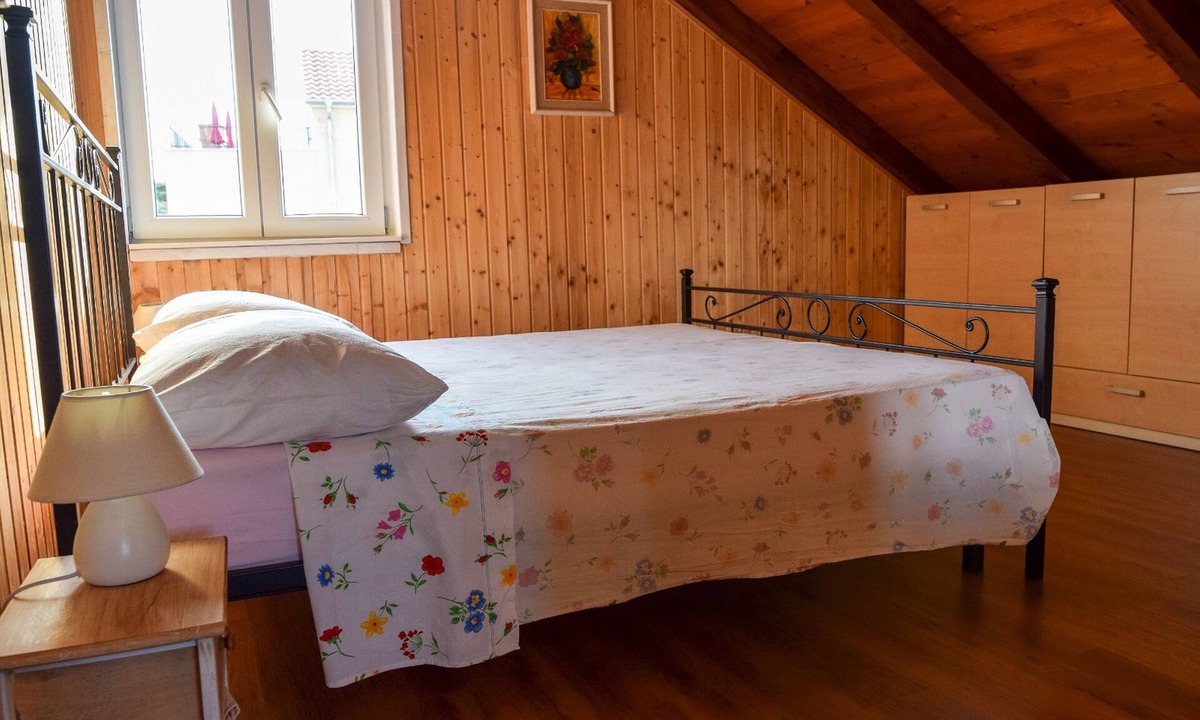 Mali Iz Apartment | One bedroom apartment with terrace and sea view Mali Iž, Iž (A-23158-a)