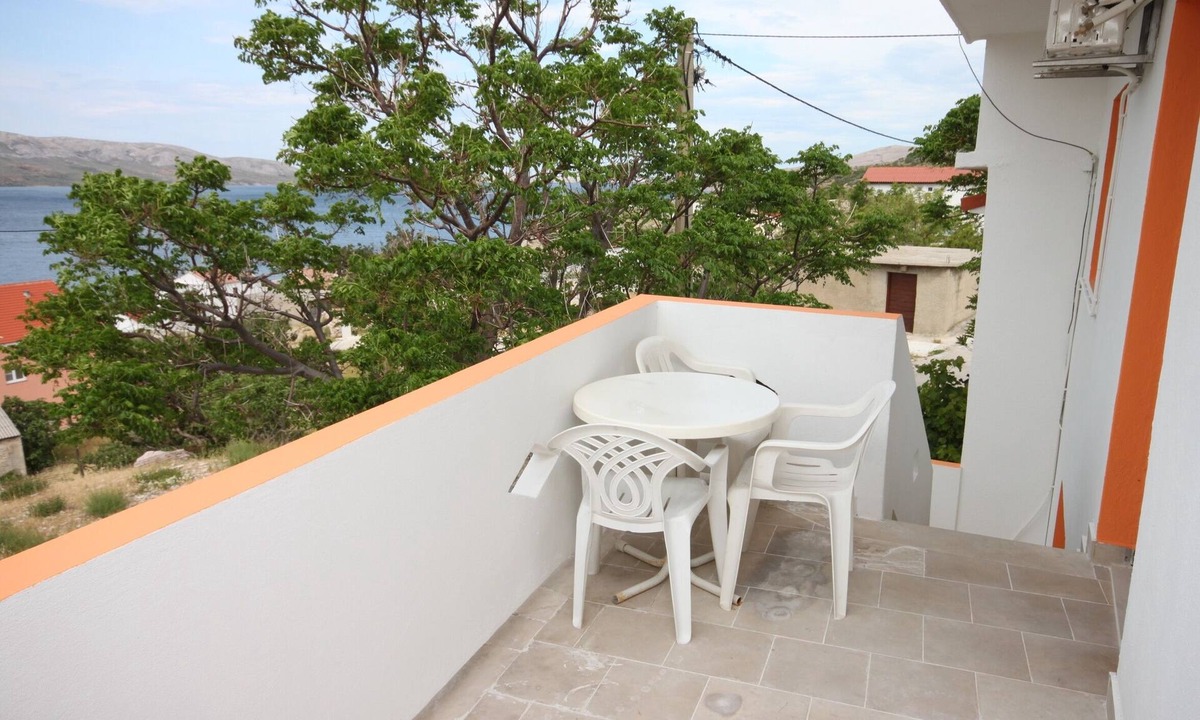 Metajna Apartment | One bedroom apartment with terrace and sea view Metajna, Pag (A-6421-a)