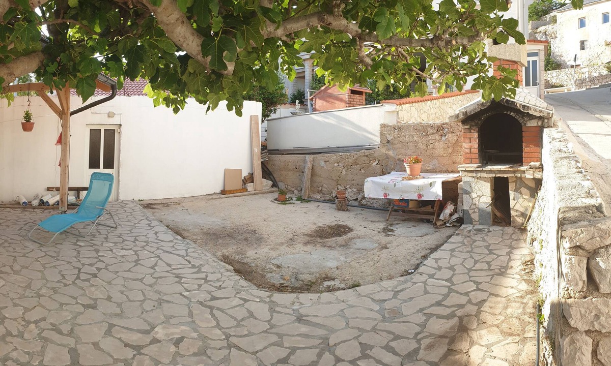 Metajna Apartment | One bedroom apartment with balcony and sea view Metajna, Pag (A-6498-e)