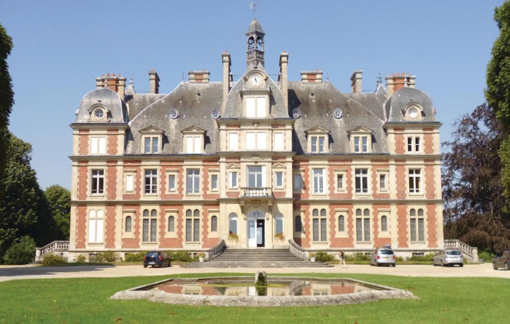 Ocquerre Apartment | One-Bedroom Apartment in Ocquerre